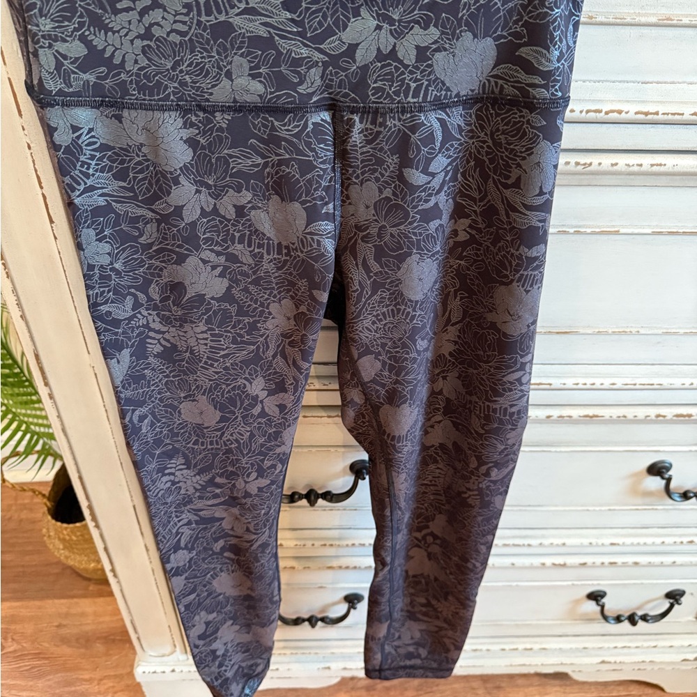 Lululemon Athletica Gray Floral Leggings